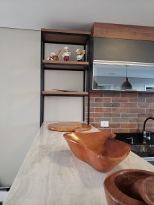 Cozinha concluída em um sobrado de alto padrão - MT Engenharia - Construtora